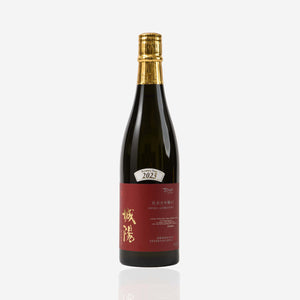 Joyo “Junmai Daiginjo 40”