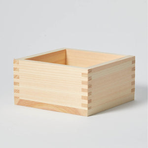 Hinoki Masu Large, upward angled view